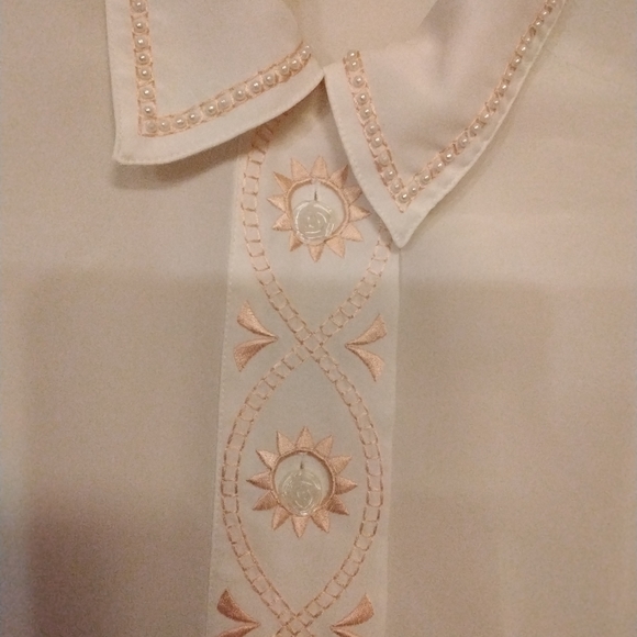 Women long sleeves blouse - Picture 3 of 4